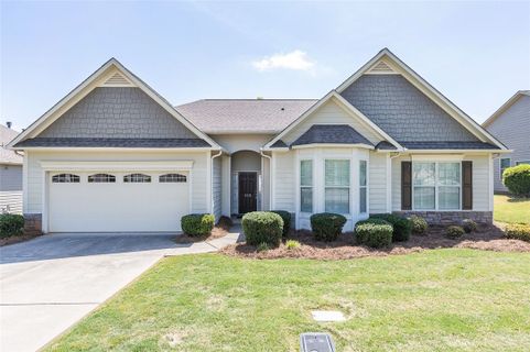 112 Stone Cottage Drive