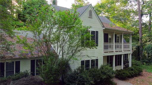 407 Hillandale Road sold home in White Oak Cliff, Seneca, SC