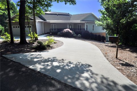 350 Falcons Nest Road sold home in Falcons Nest, Walhalla, SC