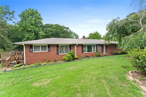 1508 Johanna Circle