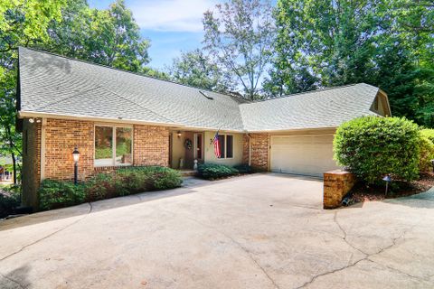 3 Rum Row Court