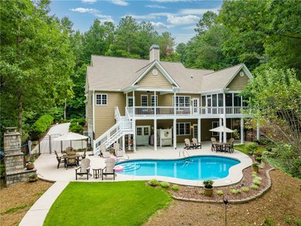 211 Island Drive sold home in Highland Lake Keowee, Six Mile, SC