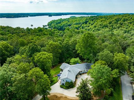 118 Beacon Ridge Circle
