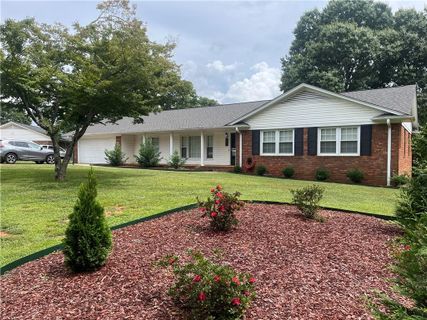 215 Edgewood Drive