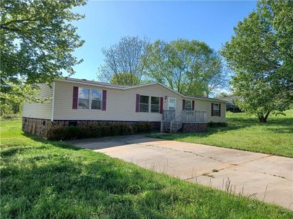 104 Kelsey Drive