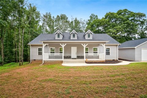 131 Boxwood Lane