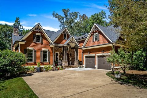 166 Bay Drive