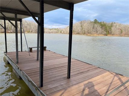 16 Pointe Wildwood Drive sold home in Pointe Wildwood, Seneca, SC