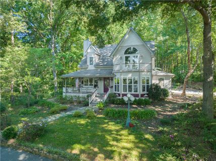 301 Lakeside Drive sold home in Lakeside Estate, Seneca, SC