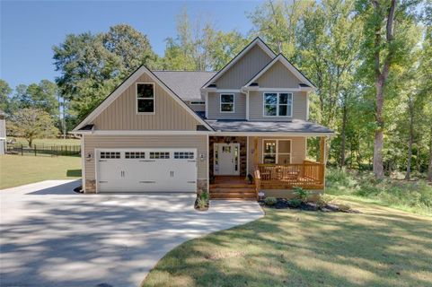 3004 Cobbs Way