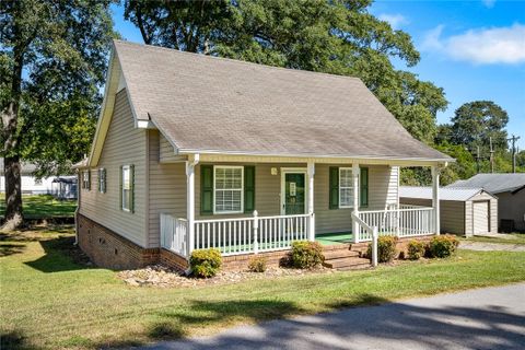 16 Adger Street sold home in Pelzer Mill Village, Pelzer, SC