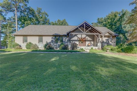 300 Wynswept Point sold home in East Shores, Seneca, SC