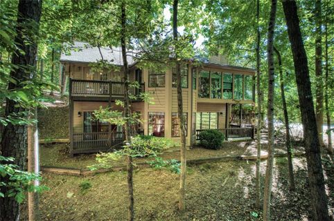 2 Keepers Lantern Drive