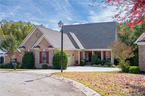 304 Cedar Post Court sold home in Cliffabee Leas, Seneca, SC
