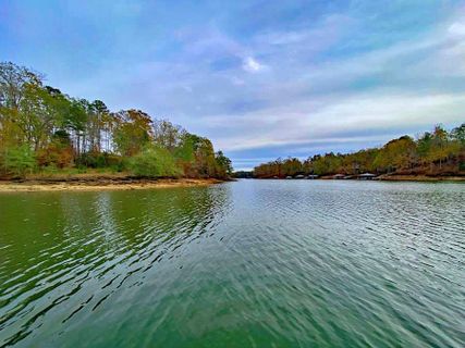 Lot 8 Coves End Point sold home in Sunset Pointe, Seneca, SC