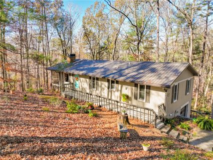 Previously sold for $350,000