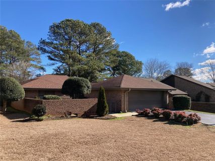 33 Hickory Way