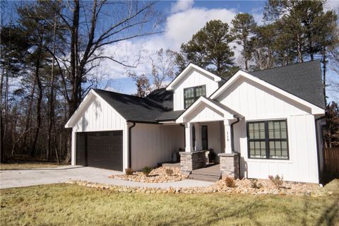 110 Crepe Myrtle Lane
