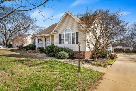 109 Royal Drive sold home in Hamilton Hills, Williamston, SC