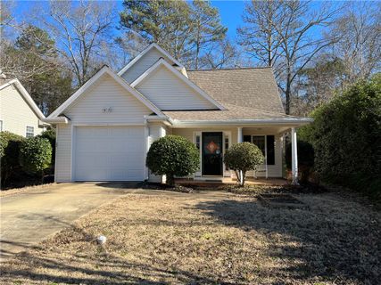 128 Grand Oak Circle