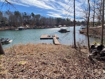 53 Mainsail Drive