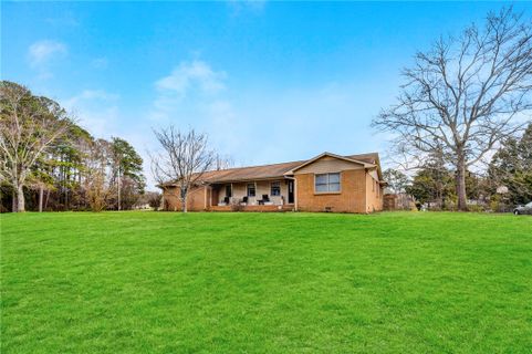 610 Regency Circle