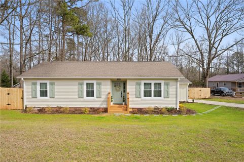 7 Woodmere Court sold home in Gatewood, Williamston, SC