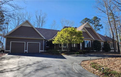 9 Marina Village Way