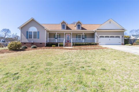 136 Amberwood Drive