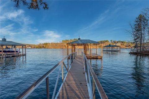 101 Sailview Court