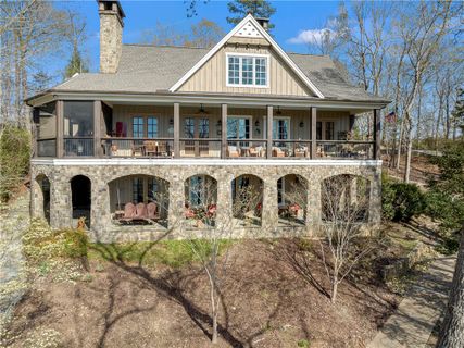 206 Wild Ginger Way