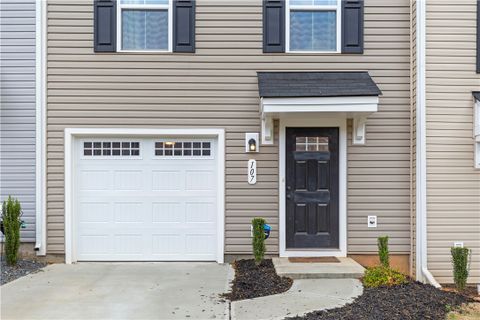 107 Sproles Lane