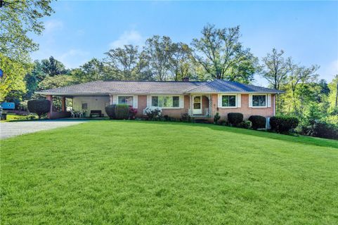 305 S Lovingood Avenue sold home in Northside Heights, Walhalla, SC