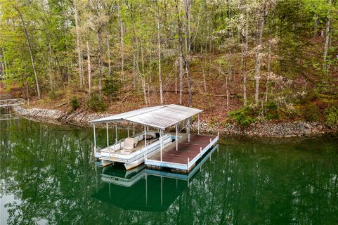 204 Crestview Court sold home in Pinnacle Pointe, Seneca, SC