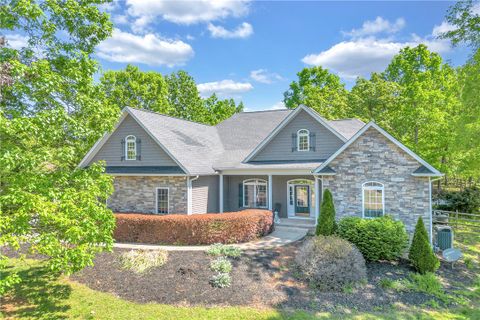 527 Serria Way sold home in Magnolia Ridge, Seneca, SC