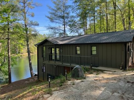 170 Lake Drive sold home in Mtn Rest Lake, Mountain Rest, SC