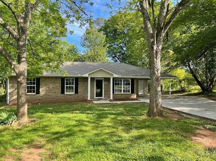704 Winston Drive sold home in Laurel Hills, Anderson, SC