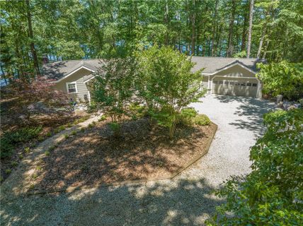 243 Lake View Court sold home in Hartwell Shores, Lavonia, GA
