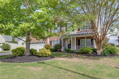 106 Longwood Lane
