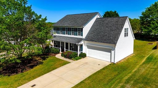 206 Crestwood Court
