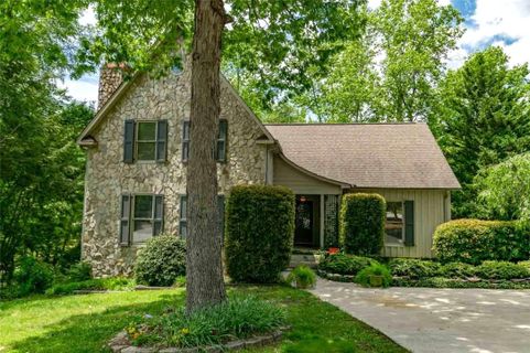 302 Golf View Lane sold home in Pebble Creek, Greenville, SC