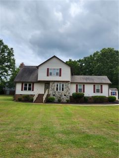 111 Oxford Drive