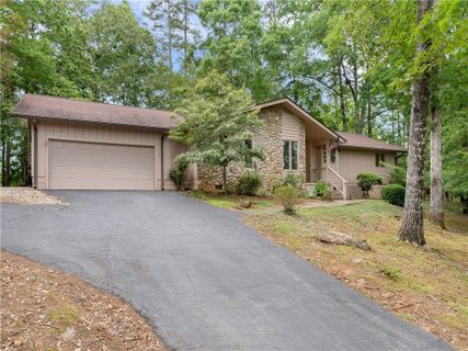 406 Long Reach Drive