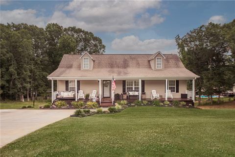543 Hillandale Road