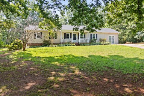 120 Robinwood Lane sold home in Robinwood, Pelzer, SC