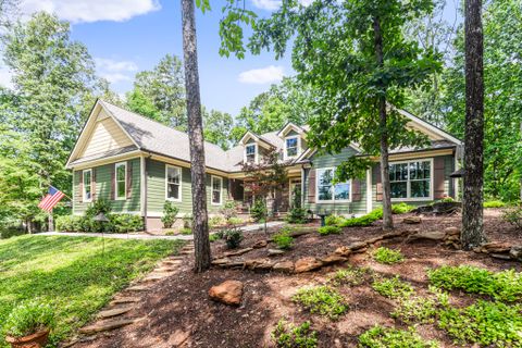 8 Foremast Drive