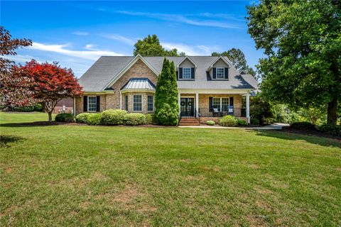 120 Wycombe Drive