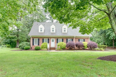 611 Regency Circle