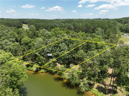 34 Creekpoint Drive sold home in Great Waters, Abbeville, SC