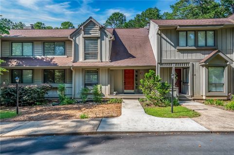 104 Harbor Court